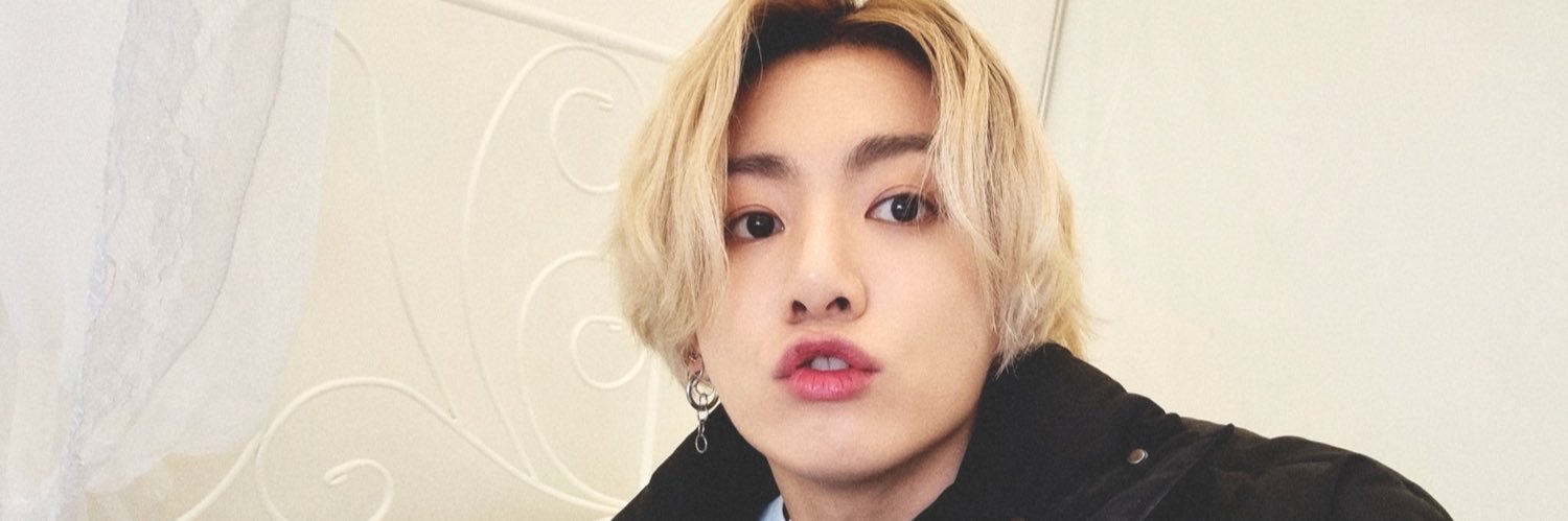 Kpopshop_2324 banner