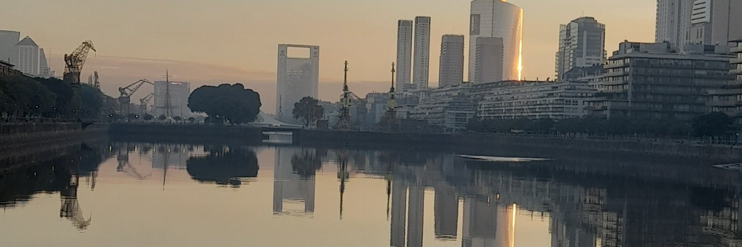 Daniel Aromí banner