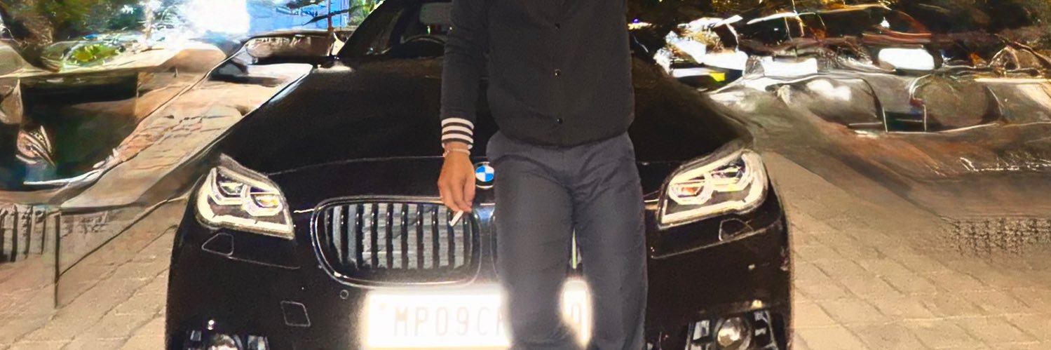 mdilzee's profile banner image