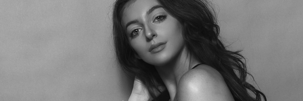 mollycleere_'s profile banner image