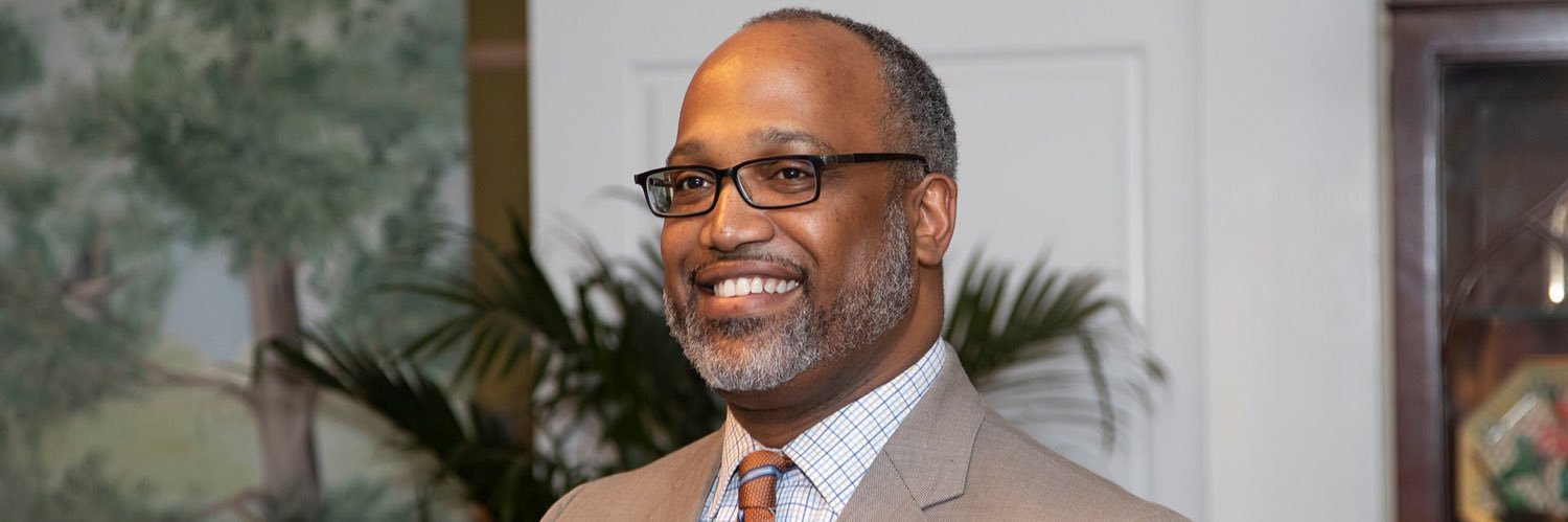 DuWayne Gregory banner