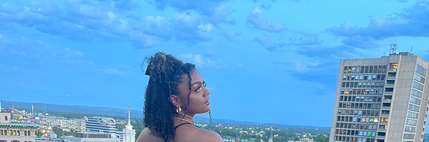 destywesty_'s profile banner image