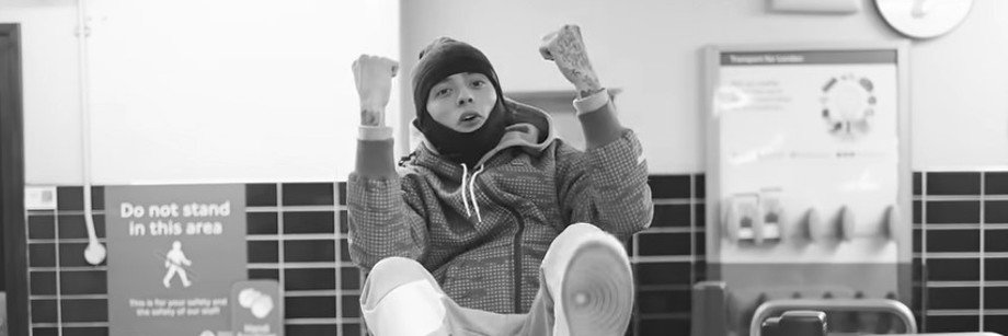 es blessed kid banner