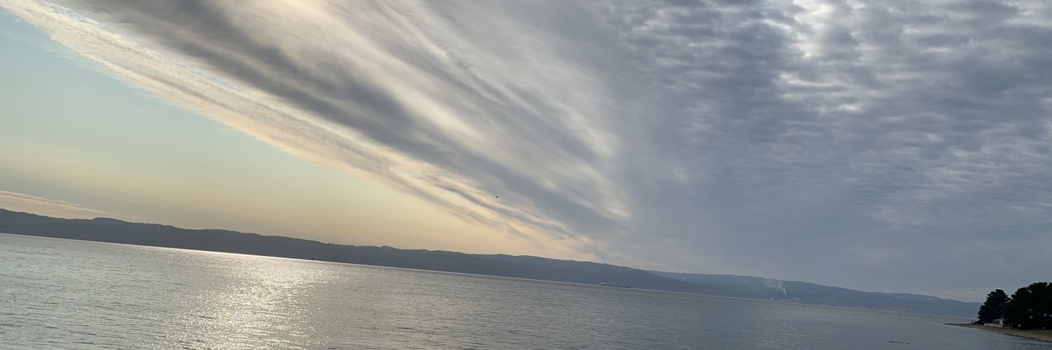 cris_mnb's profile banner image