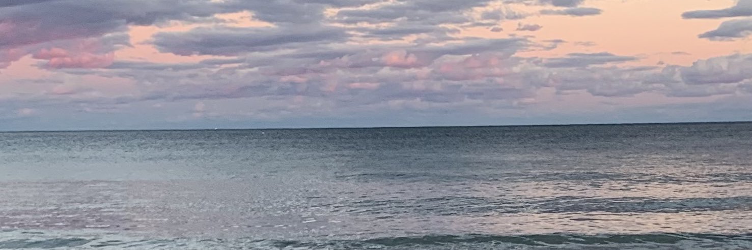 CarlaMenor13's profile banner image