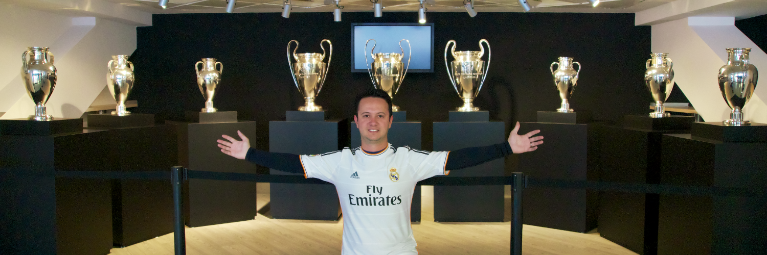 Manuel Deschamps banner