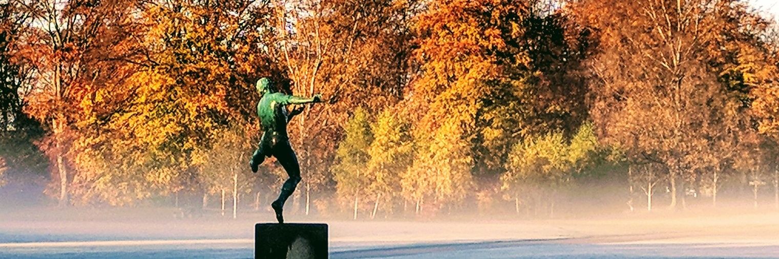 footracle's profile banner image