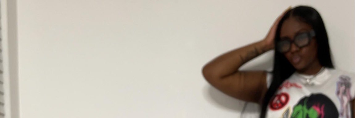 ___BMel's profile banner image