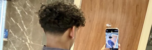 rad1sharif Profile Banner