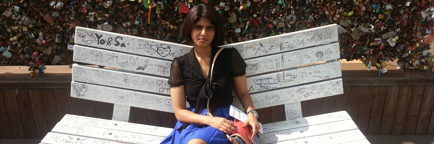 genomewoman's profile banner image