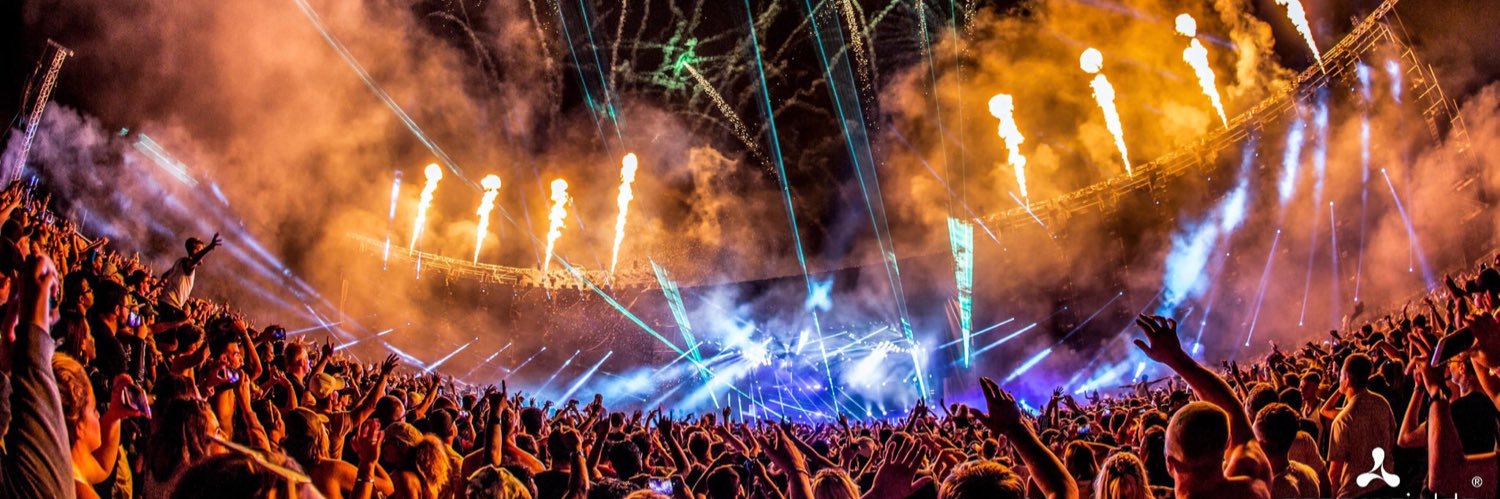 RIL3Y97's profile banner image
