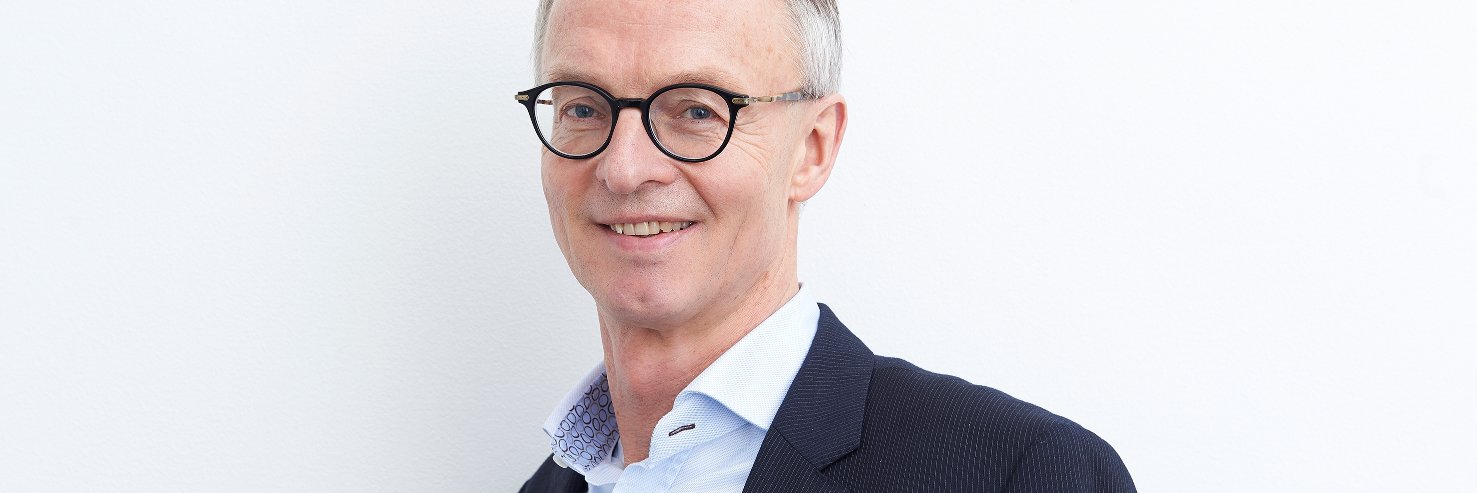 Erik Bisgaard Madsen banner