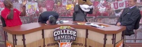 LeeCorso_ Profile Banner