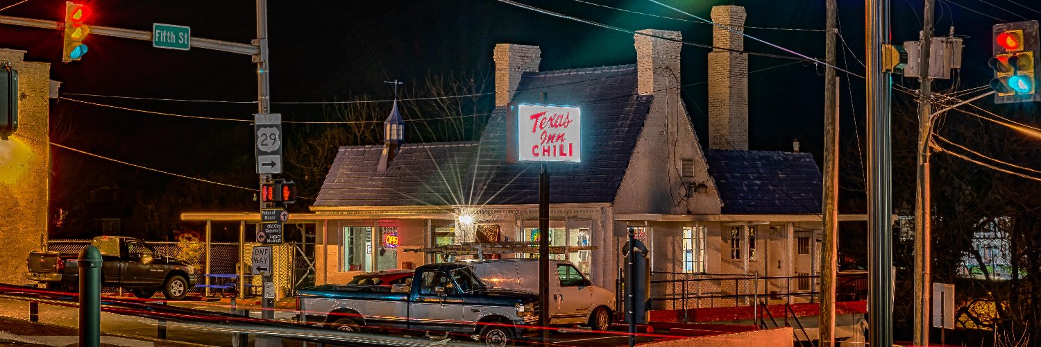 Texas Inn banner
