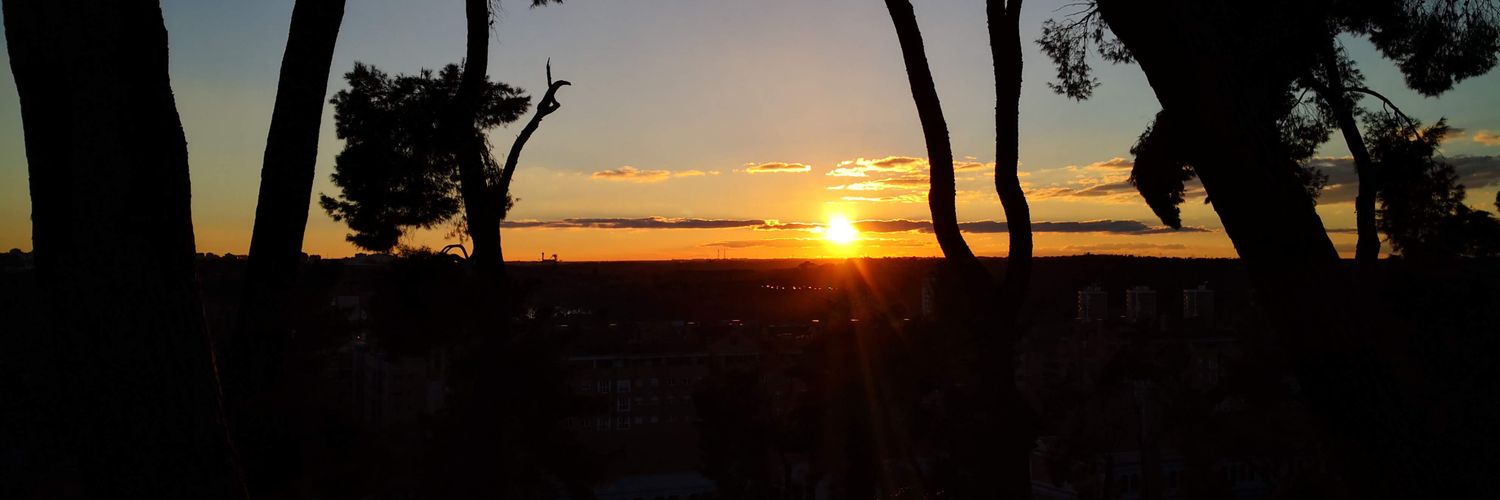 lxyrrr's profile banner image