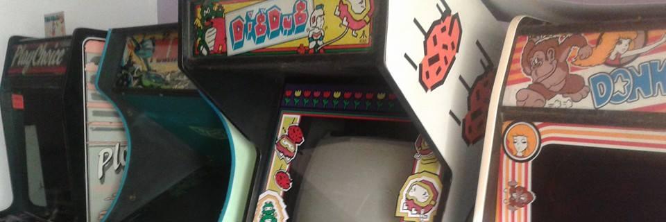 Checo Mono Van banner