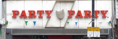 boutonnieres absconder banner