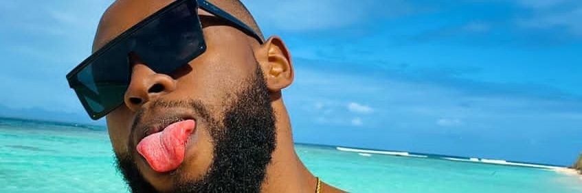 Imaima King💛 banner