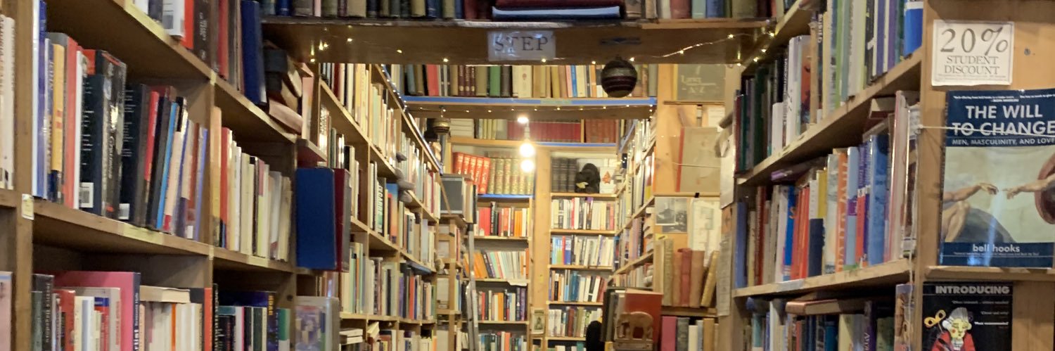LiteratiGeek's profile banner image