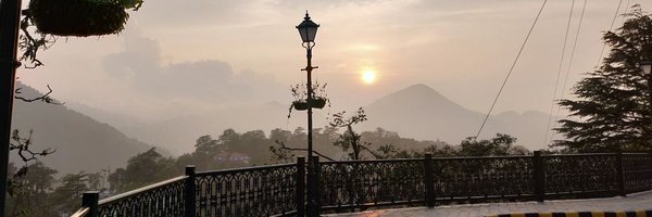 shrutiarora_IPS Profile Banner