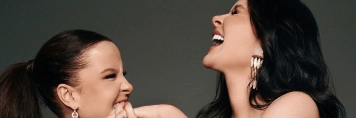 b_mcamila's profile banner image