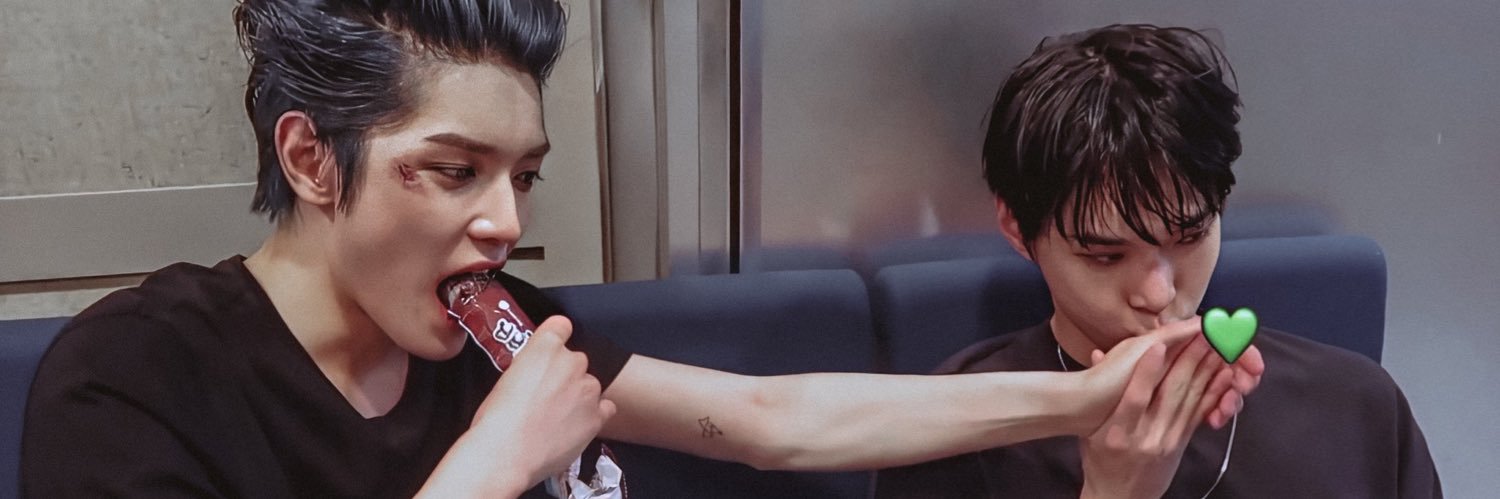 celyein's profile banner image