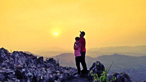 dvtri_AP's profile banner image
