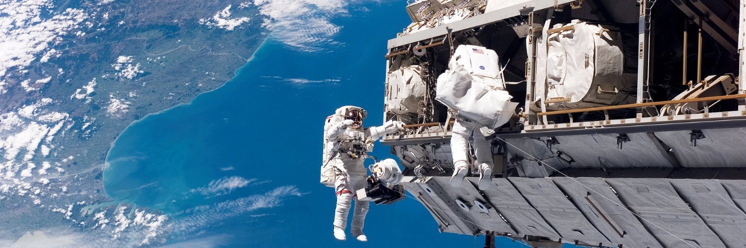 FUTURE DREAMS banner