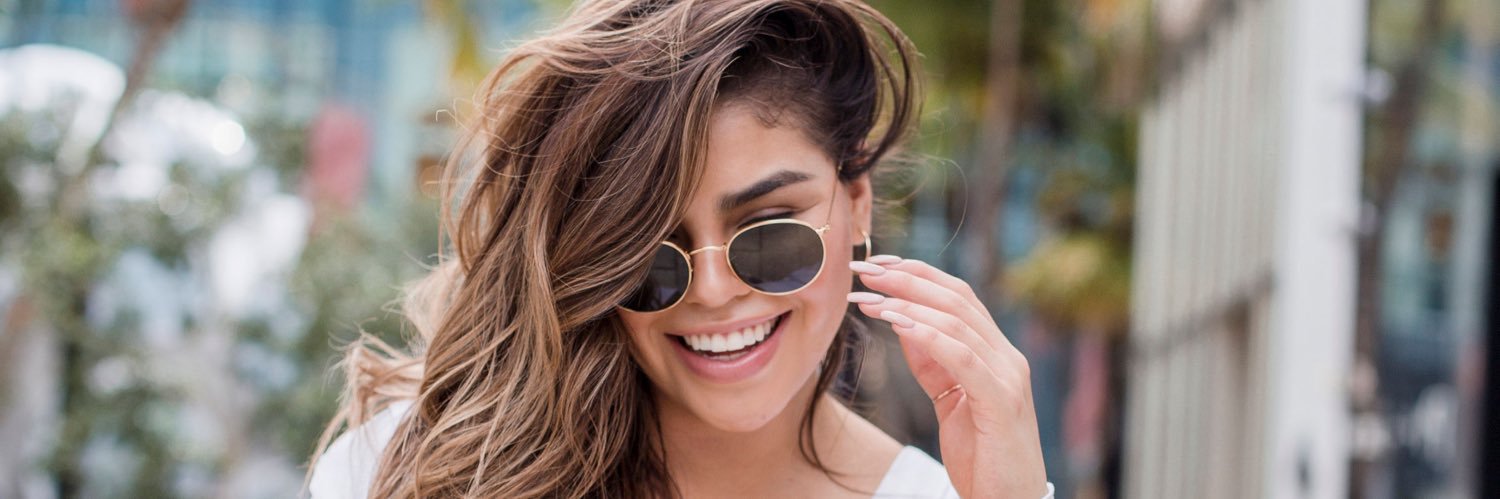 Fernanda Flores banner