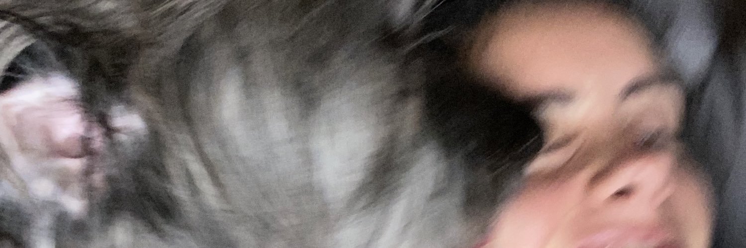 isilopeze's profile banner image