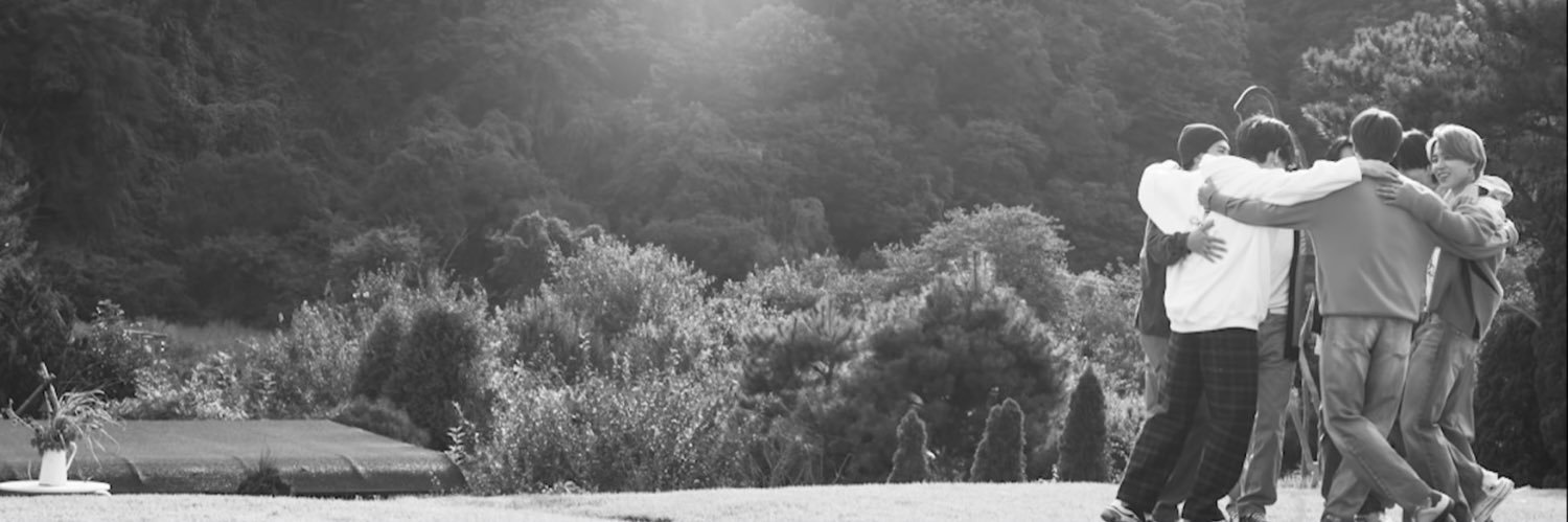 uhyoons's profile banner image