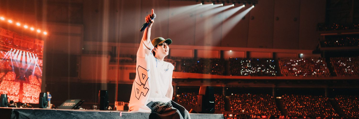 xiaocen98's profile banner image
