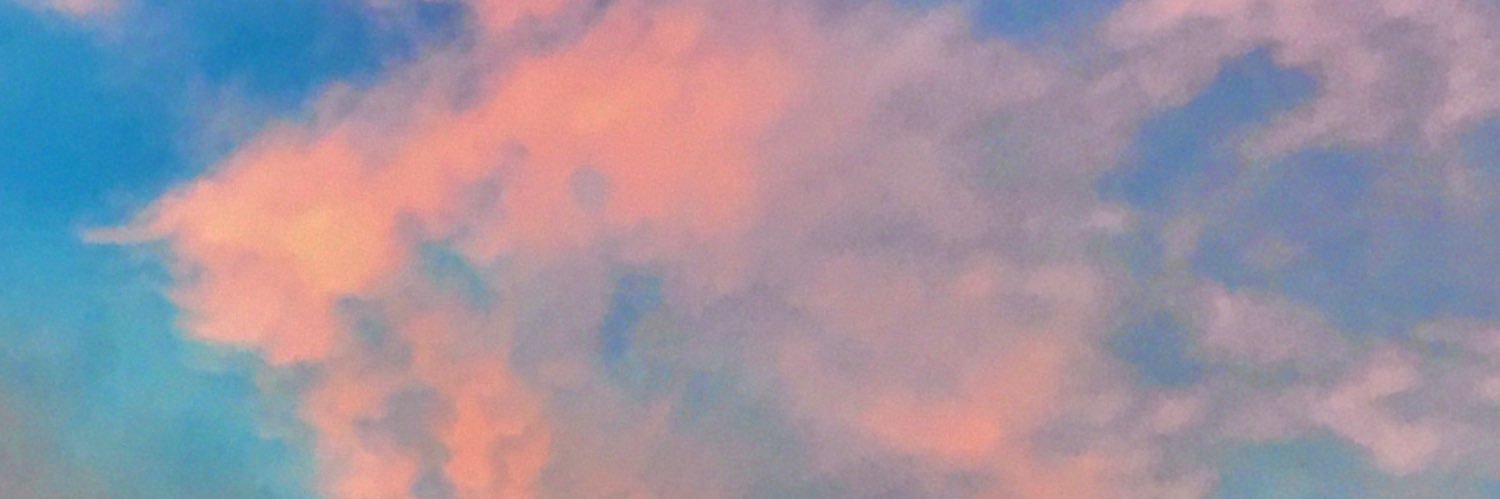 lovemilaaaaa's profile banner image
