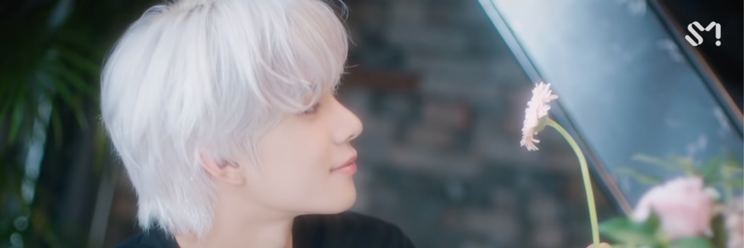 eri_zeus's profile banner image