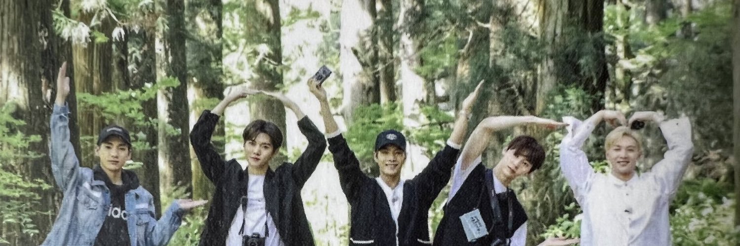 🌻💛✨ ft.BOTH SIDE 🐶🐱 banner
