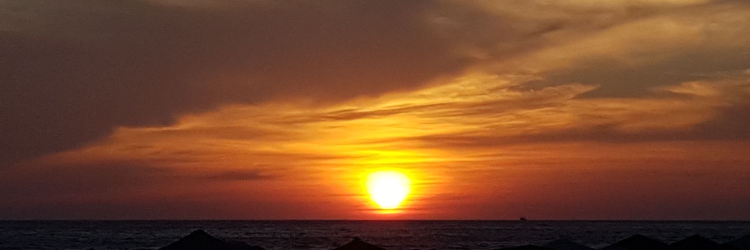 hugolunico's profile banner image
