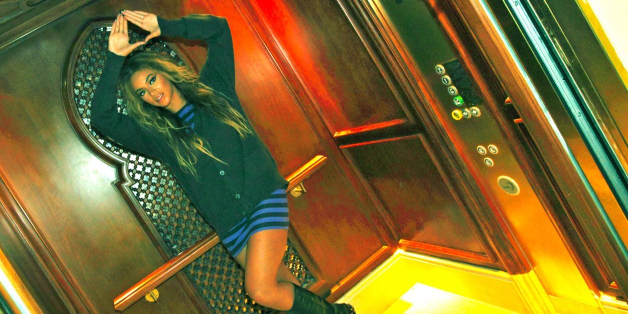 DanielleDiBella's profile banner image