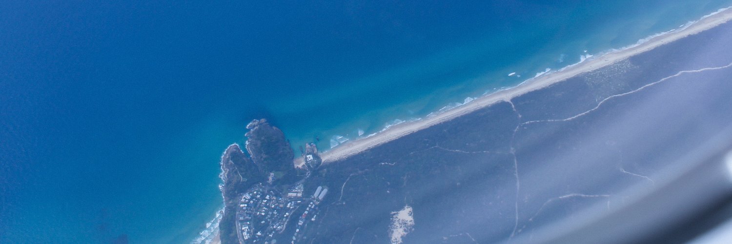 LikeParadise_'s profile banner image