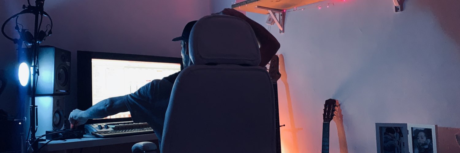 AlexDenne's profile banner image