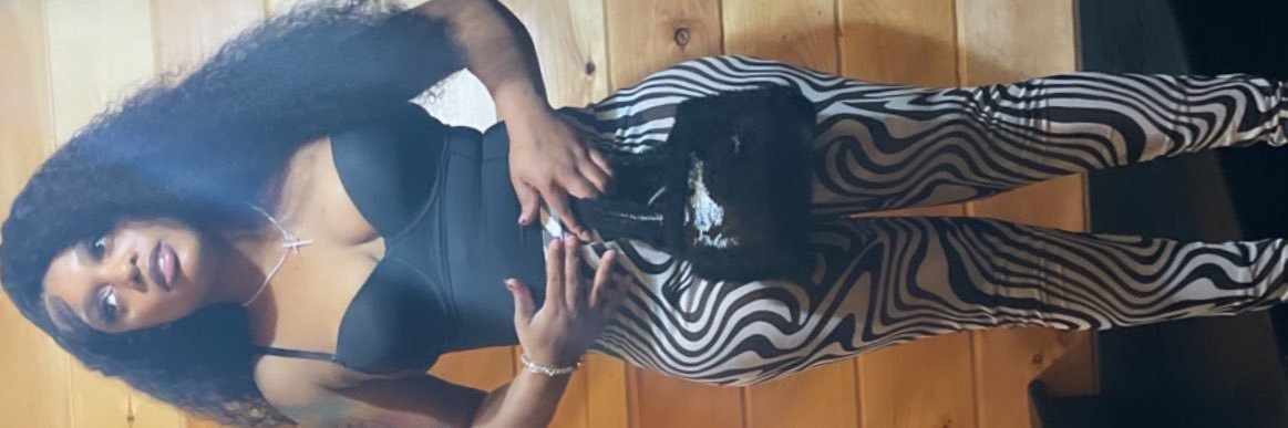_tweetsbynik_'s profile banner image
