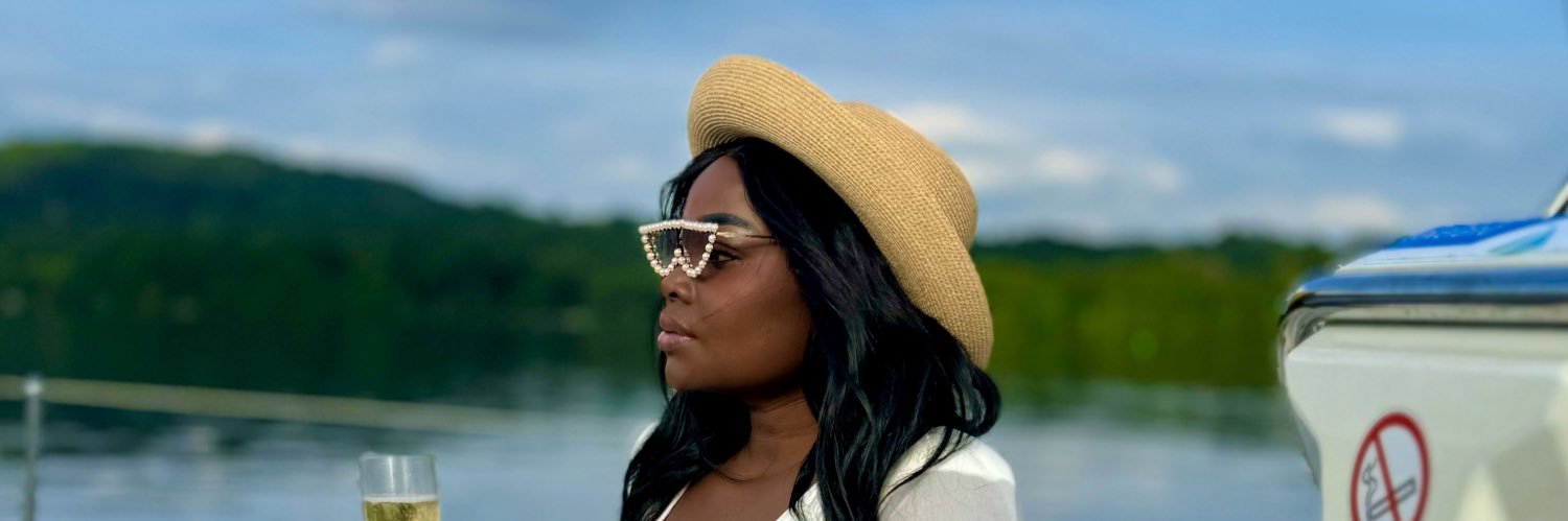QueenMother_M's profile banner image
