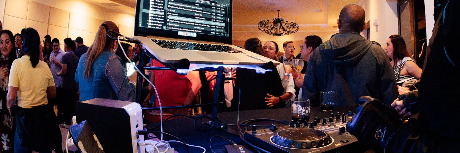 deejayfonzie's profile banner image