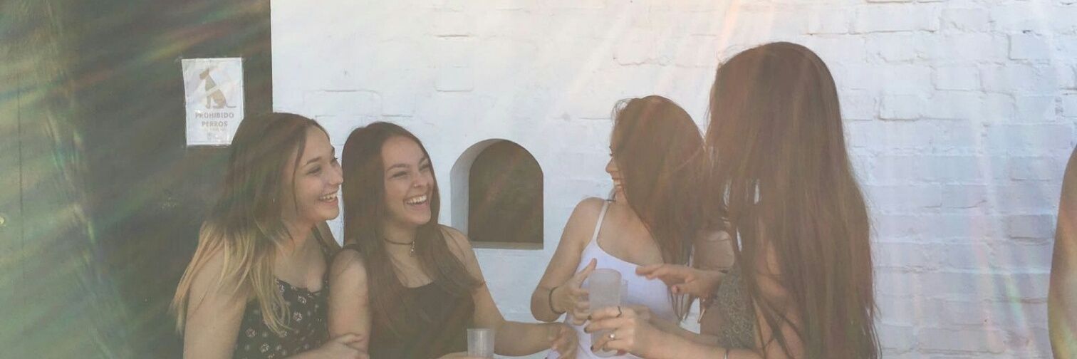 laurapr99's profile banner image