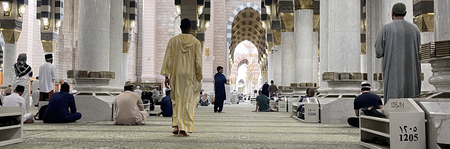 _lilayub's profile banner image
