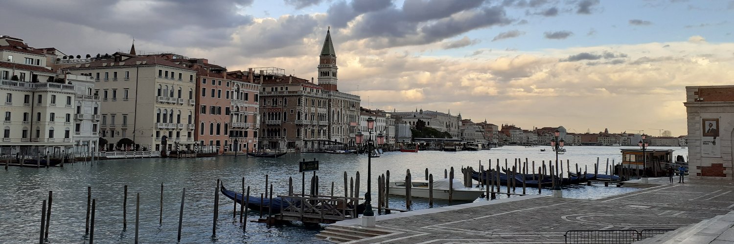 LuxrestVenice's profile banner image