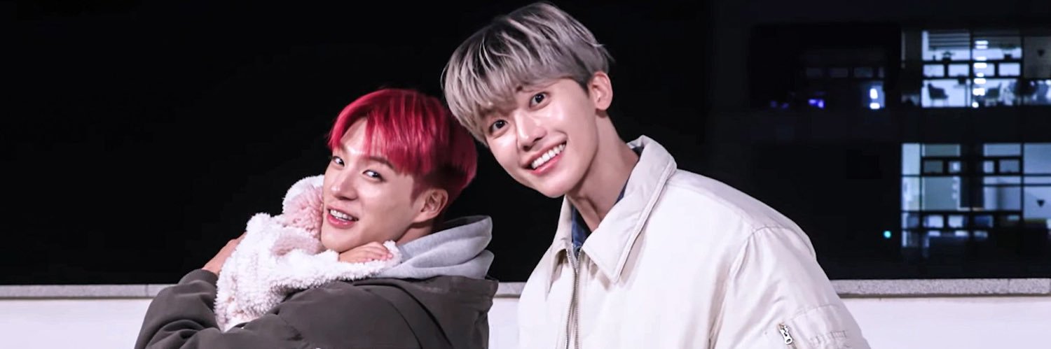 뭐 banner