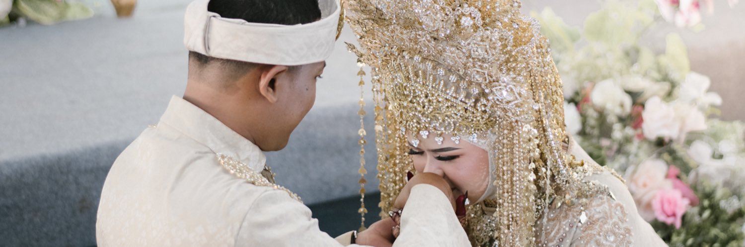Novtianti's profile banner image