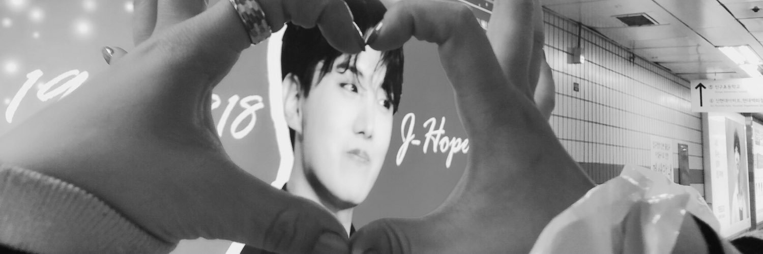 ron940218's profile banner image