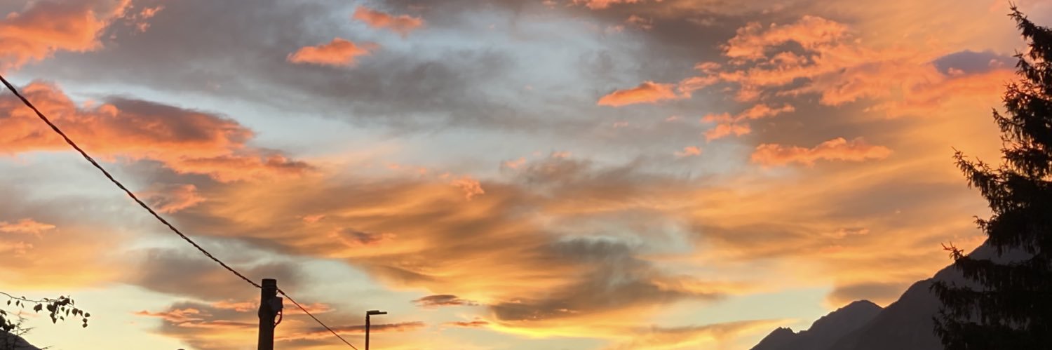 SimoTutter's profile banner image