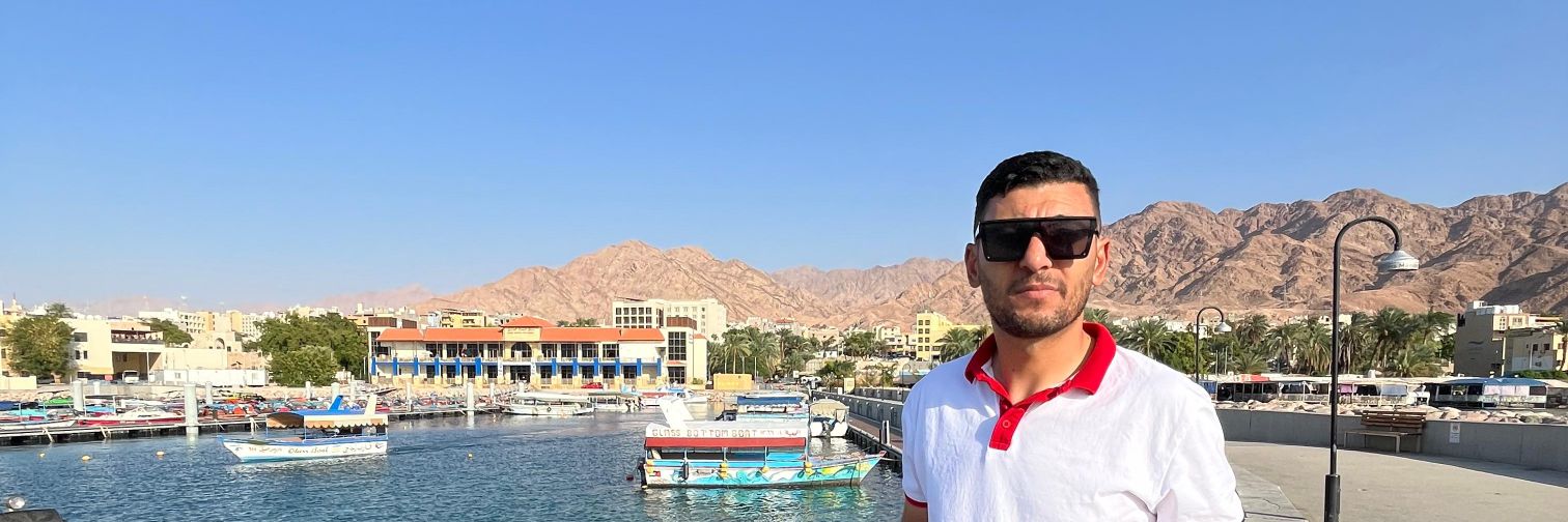 adnanmobe's profile banner image